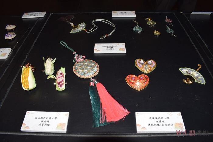 刺繡美學饗宴北港文化中心上場　南應大刺繡中心「知福、惜福、再造福」”繡”出心意成果展圖片