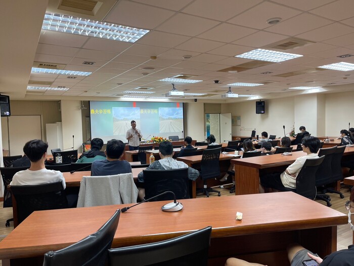 【活動紀實】112-1南應大辦理永續暨USR系列講座I-農業永續-耿爸農場x聖賢社區x在地經營圖片