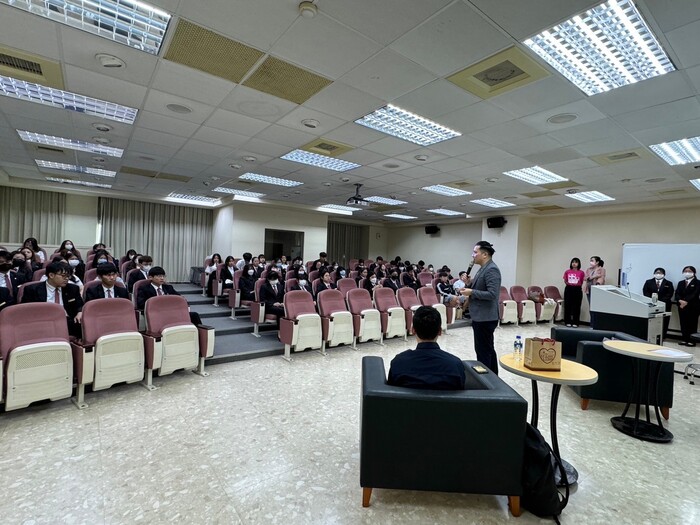 南應大辦理永續暨USR系列講座II-餐旅永續發展 - 除了減碳還能做什麼Image